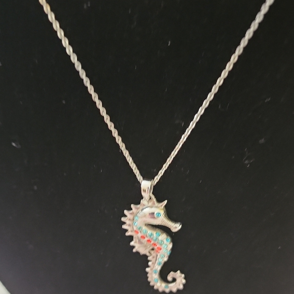 Elegant Seahorse Pendant Necklace – Silver Tone | Sparkling Crystals - Picture 2 of 4